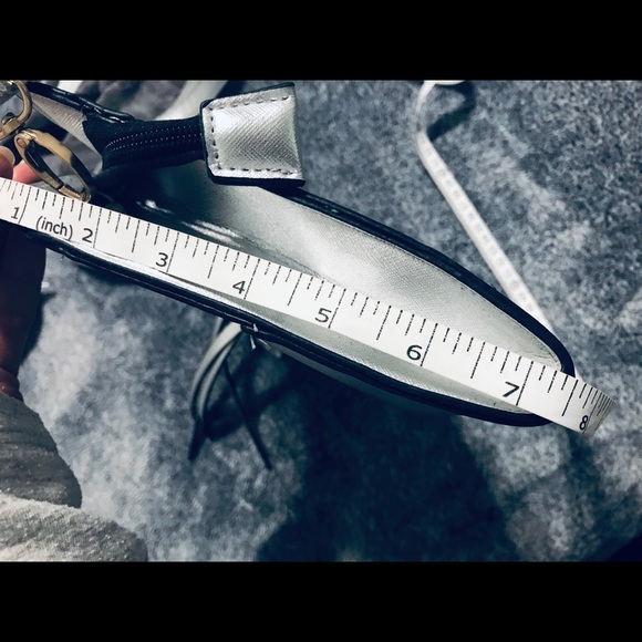 Convertible Crossbody/Clutch Metallic Bag - Picture 7 of 7